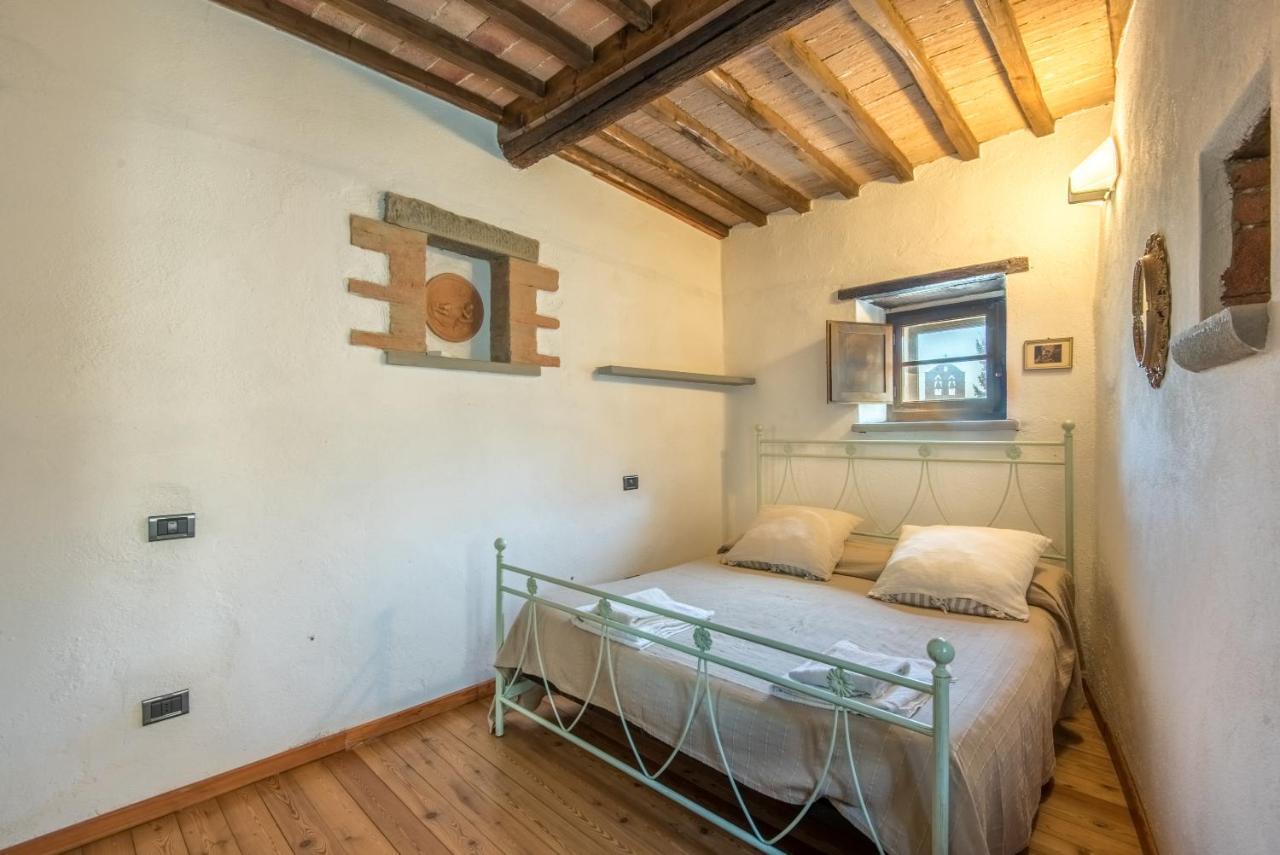 Ferienwohnung Casale Rosennano - Loggia Exterior foto